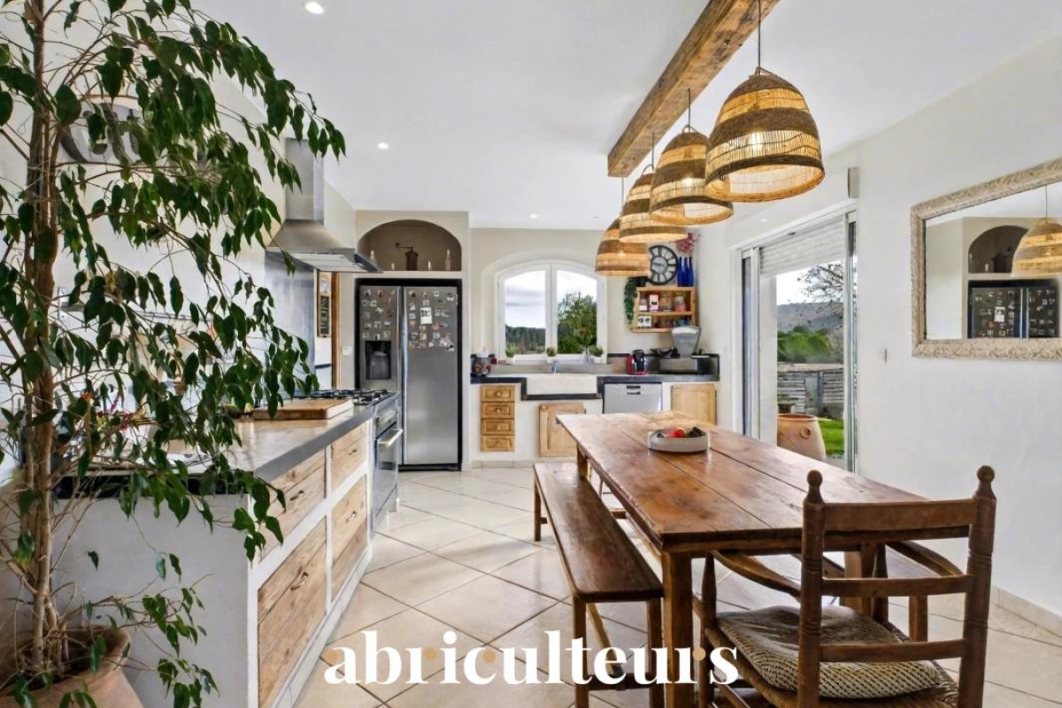 Maison de luxe à vendre à Puyvert, 825 000 €, Photo 5