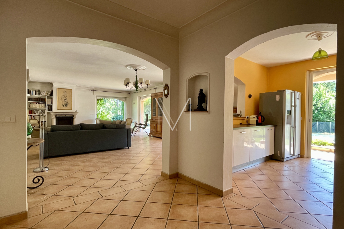Luxury House for sale in Le Plan-de-La-Tour, 1 190 000 €, Photo 5