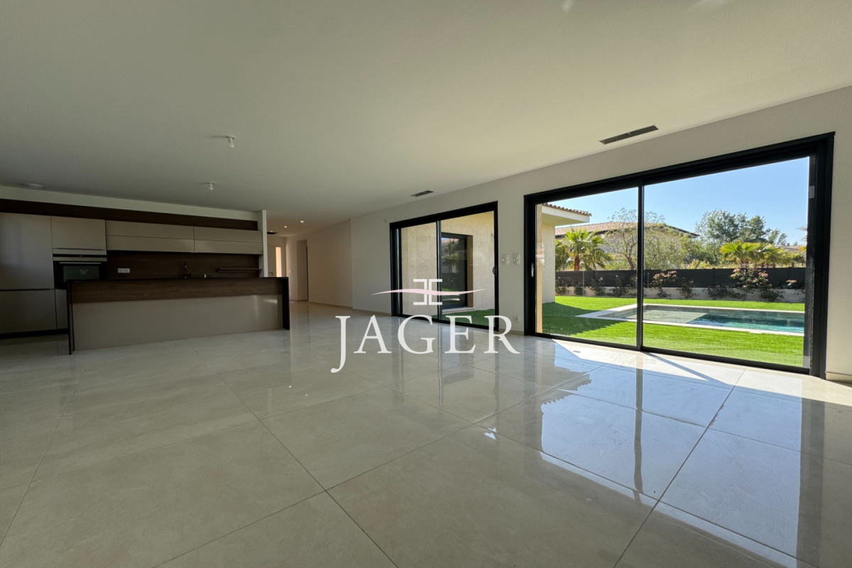 Luxury House for sale in Grimaud, 1 390 000 €, Photo 4