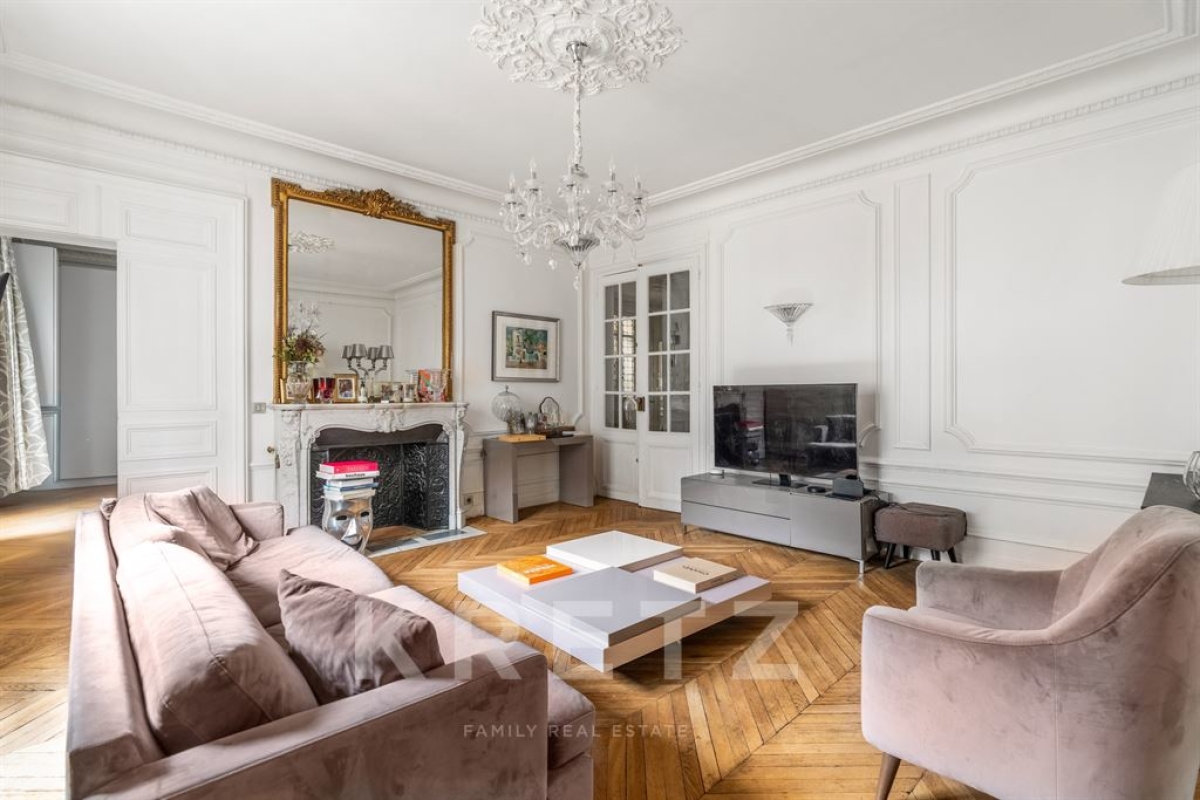 Luxury Apartment for sale in Paris 16Ème, 2 390 000 €, Photo 1