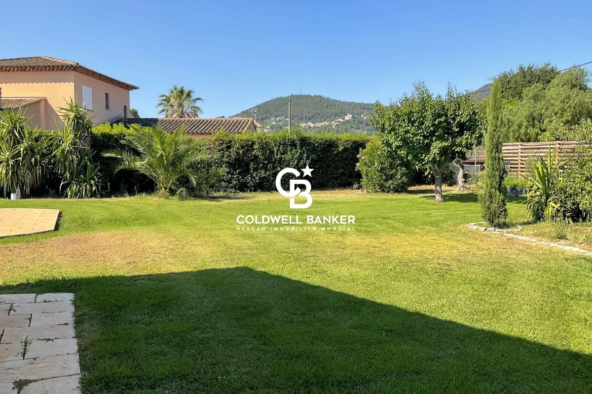Luxury House for sale in Solliès-Pont, 884 000 €, Photo 1