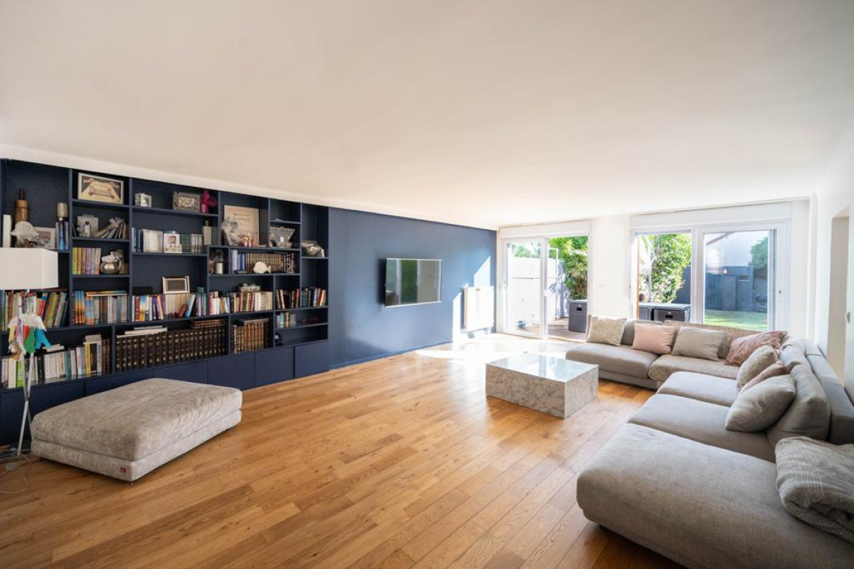 Maison de luxe à louer à Enghien-les-Bains, 3 500 €, Photo 2