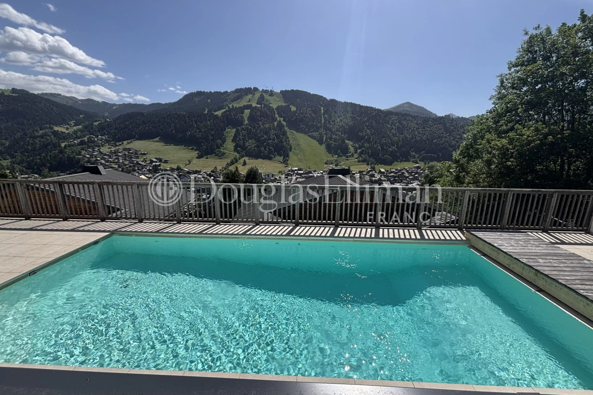 Maison de luxe à vendre à Morzine, 995 000 €, Photo 2