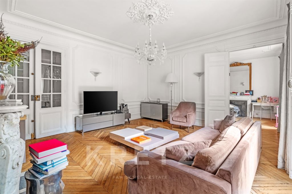 Luxury Apartment for sale in Paris 16Ème, 2 390 000 €, Photo 3