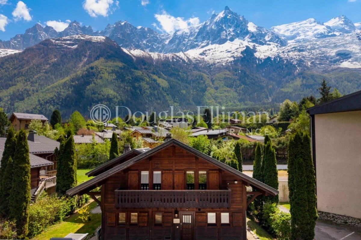 Maison de luxe à vendre à Chamonix-Mont-Blanc, 2 450 000 €, Photo 3