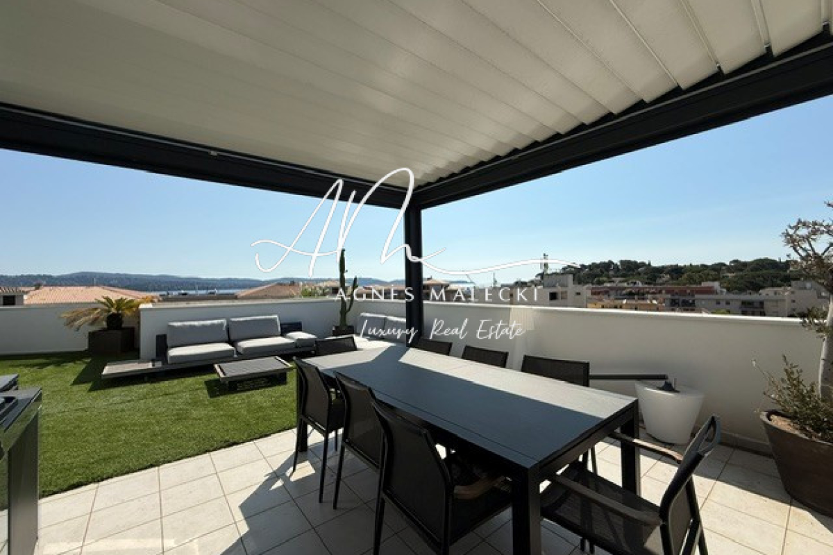 Luxury Apartment for sale in Cavalaire-sur-Mer, 750 000 €, Photo 4