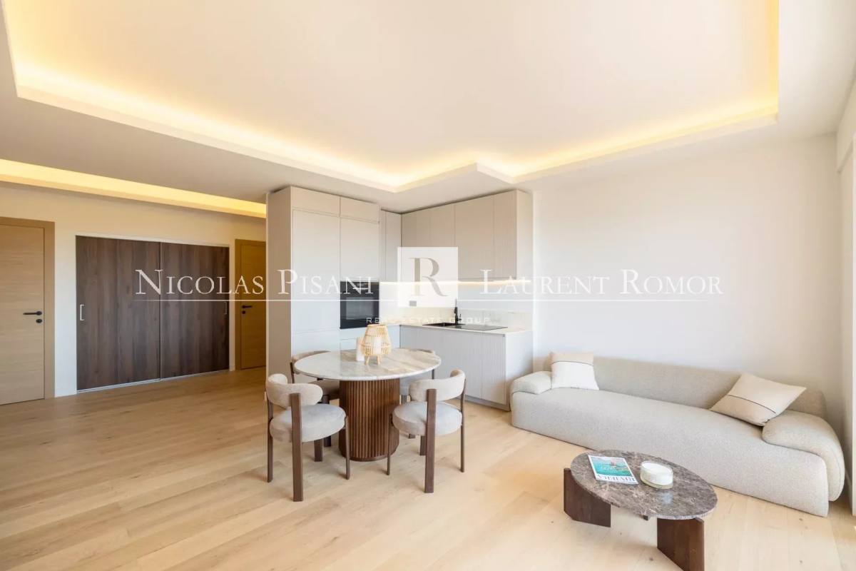 Luxury Apartment for sale in Villefranche-sur-Mer, 899 000 €, Photo 6