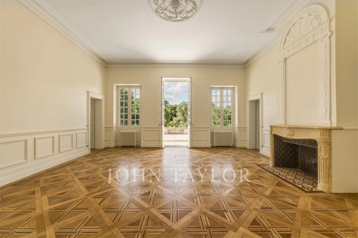 Maison de luxe à louer à Cenon, 4 950 €, Photo 7