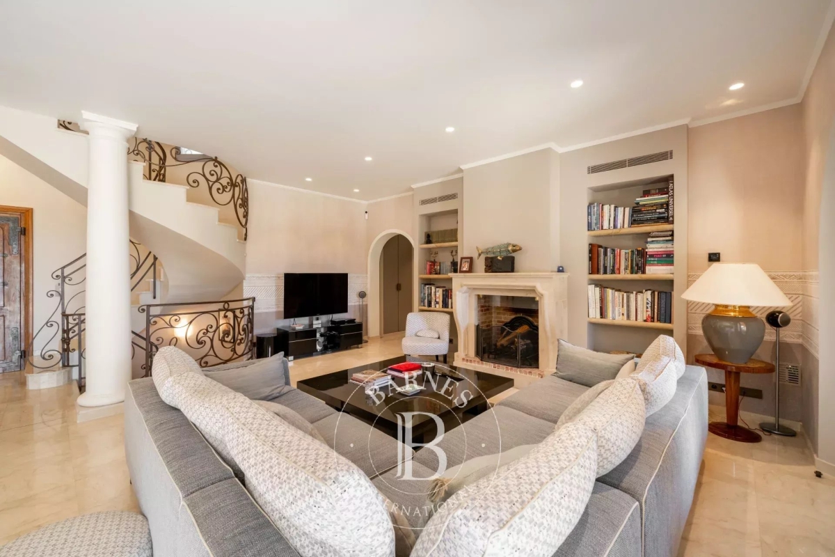 Maison de luxe à vendre à Antibes, 5 800 000 €, Photo 7