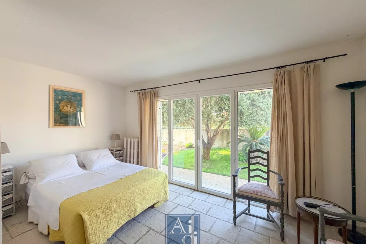 Maison de luxe à vendre à Antibes, 1 280 000 €, Photo 7