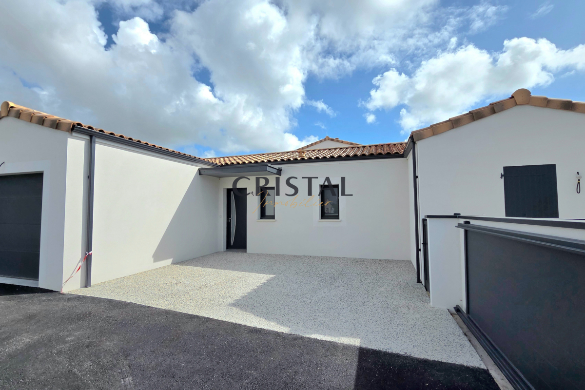 Maison de luxe à vendre à Breuillet, 360 000 €, Photo 1