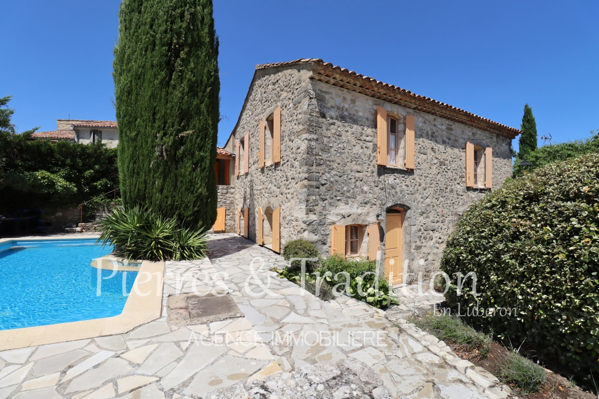 Maison de luxe à vendre à Montjustin, 690 000 €, Photo 1