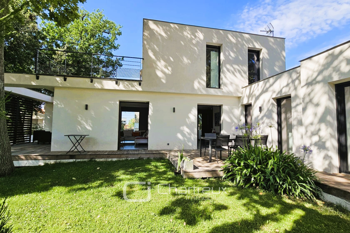 Maison de luxe à vendre à Royan, 1 049 000 €, Photo 2