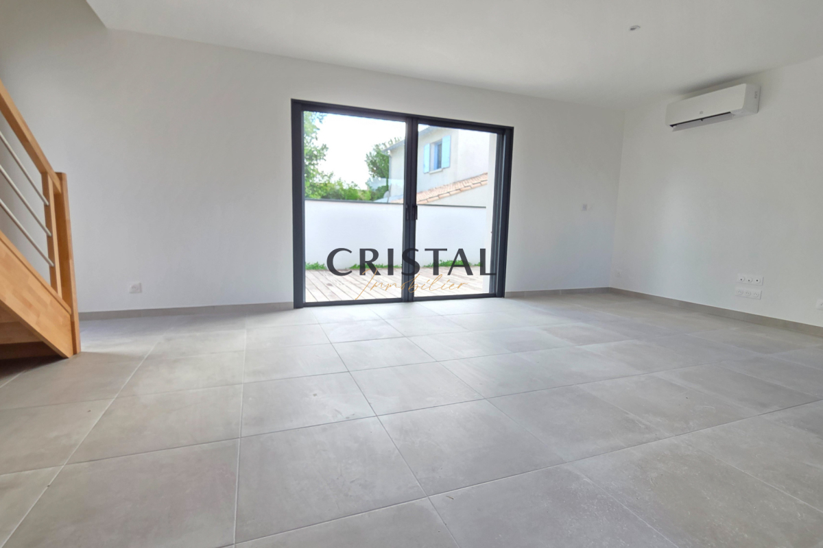 Maison de luxe à vendre à Breuillet, 428 000 €, Photo 2