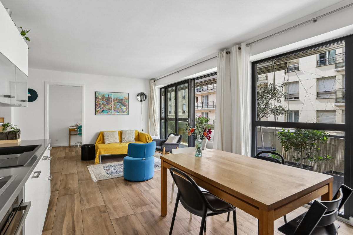 Luxury Apartment for sale in Paris 15ème, 950 000 €, Photo 2