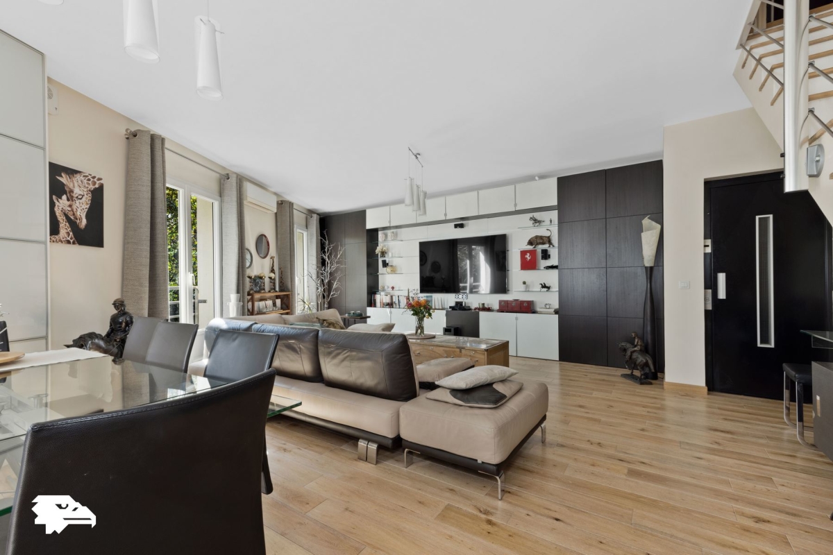 Maison de luxe à vendre à Suresnes, 1 590 000 €, Photo 2