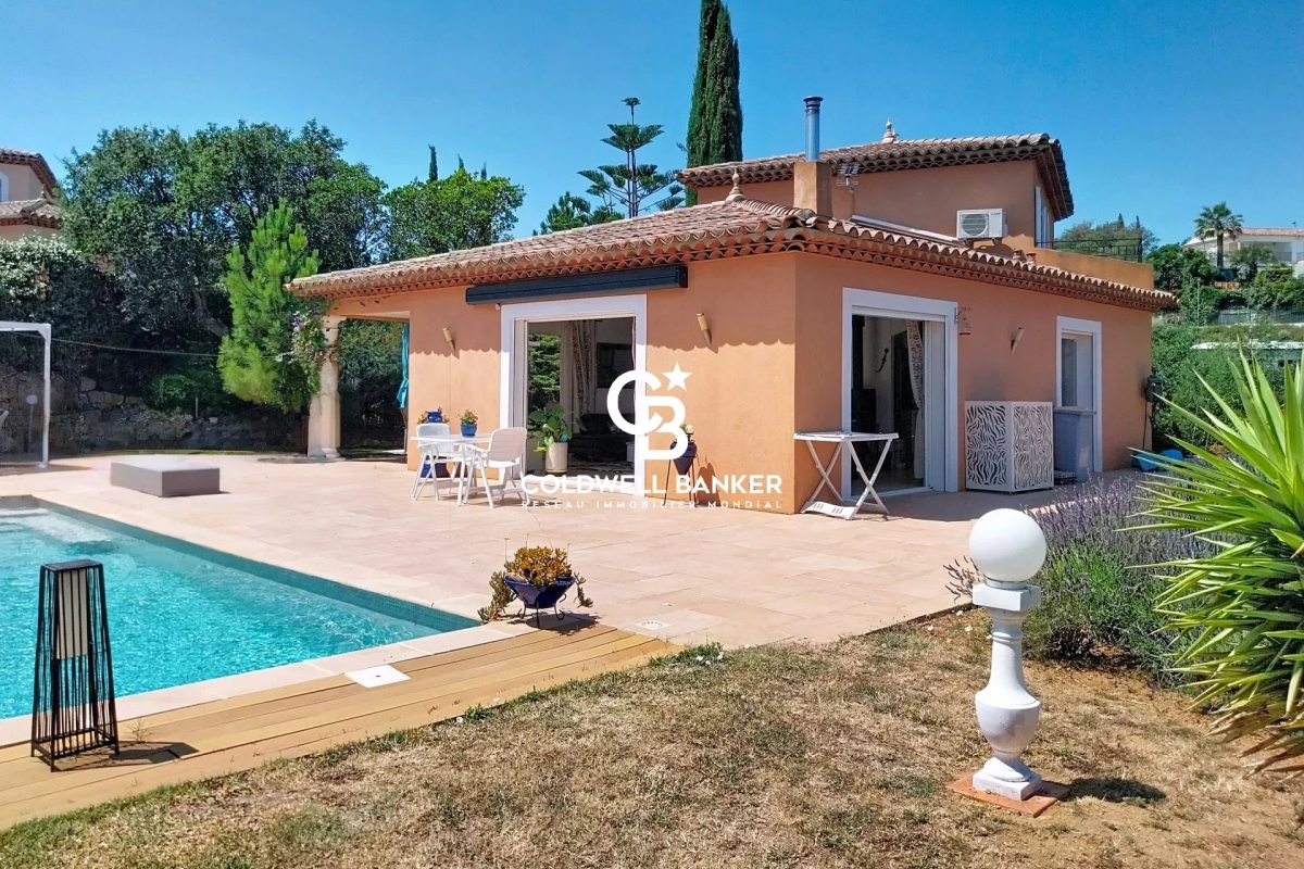 Maison de luxe à vendre à Saint-Aygulf, 1 195 000 €, Photo 2