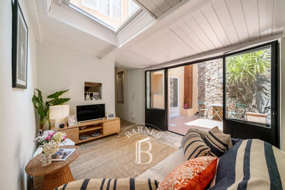 Luxury Apartment for sale in Cannes, 425 000 €, Photo 2