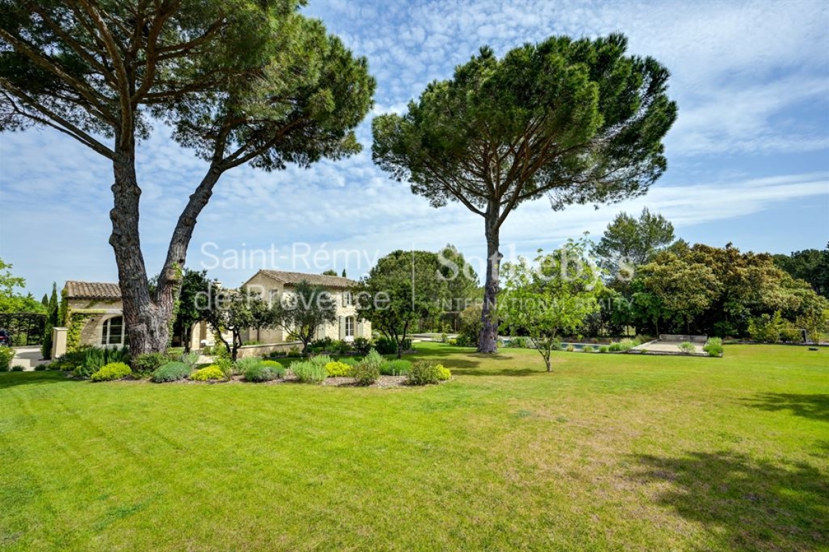 Luxury House for sale in Eygalières, 3 850 000 €, Photo 3