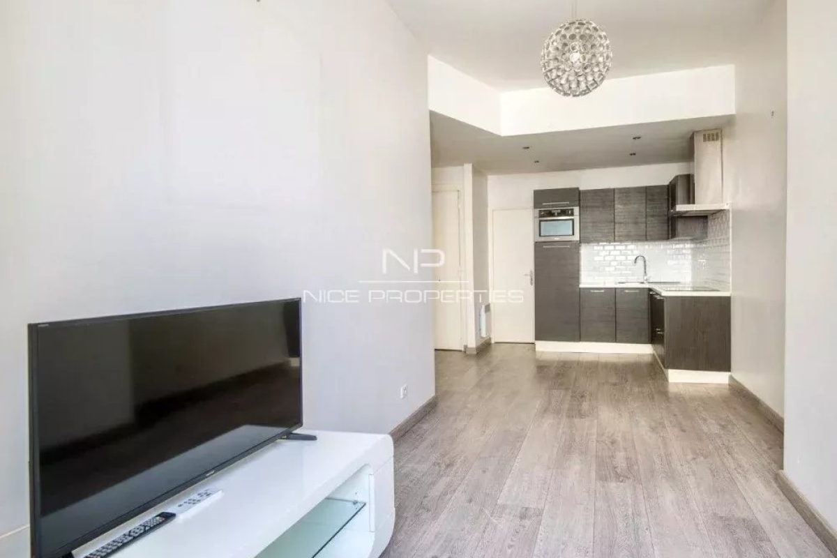 Appartement de luxe à vendre à Nice, 430 000 €, Photo 3