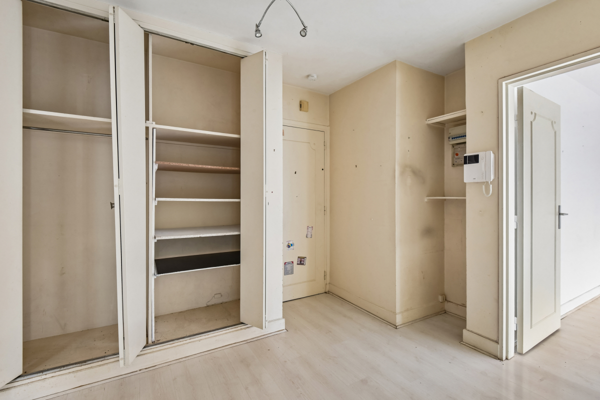 Luxury Apartment for sale in Paris 15ème, 663 500 €, Photo 4