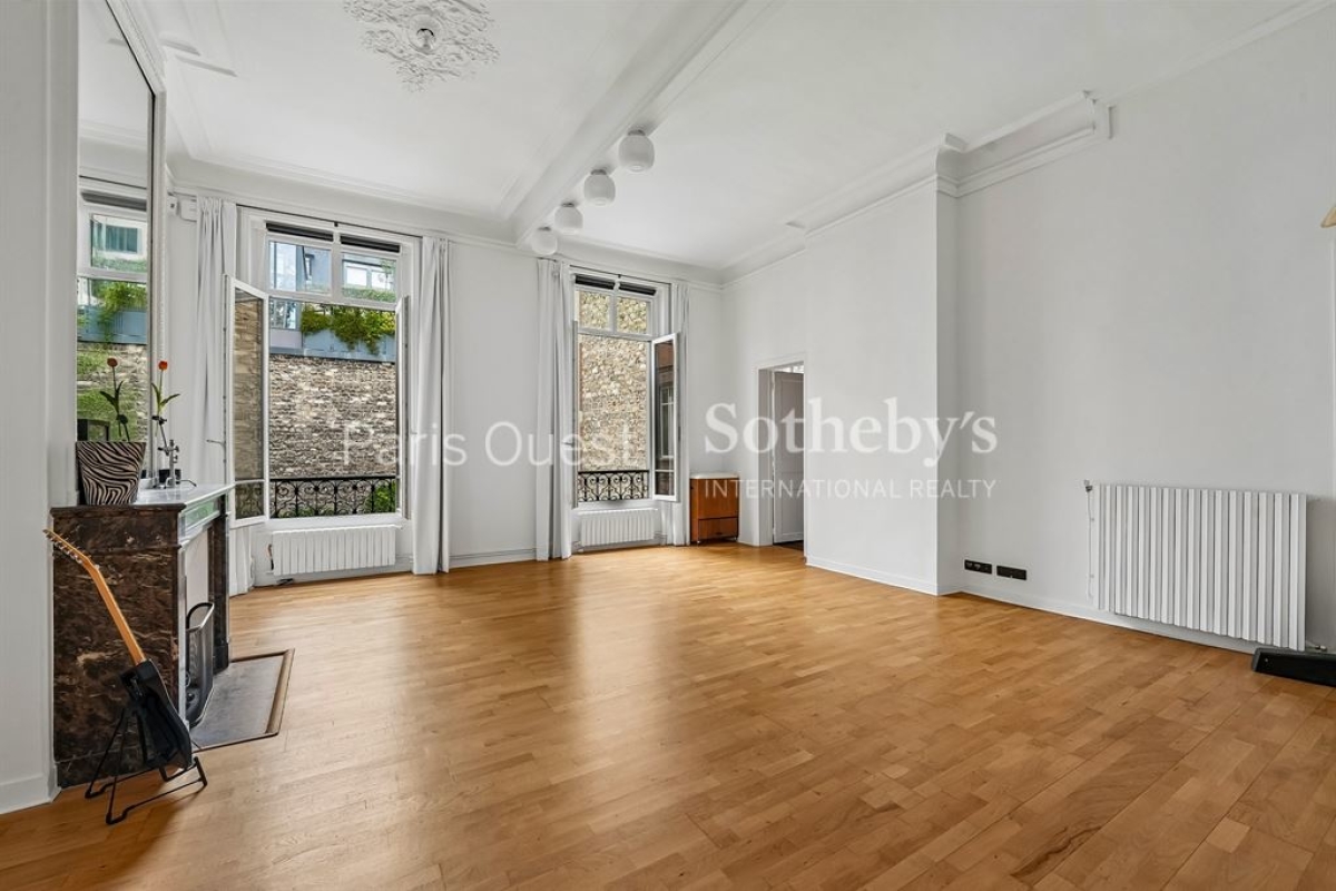 Luxury Apartment for sale in Paris 9ème, 840 000 €, Photo 5