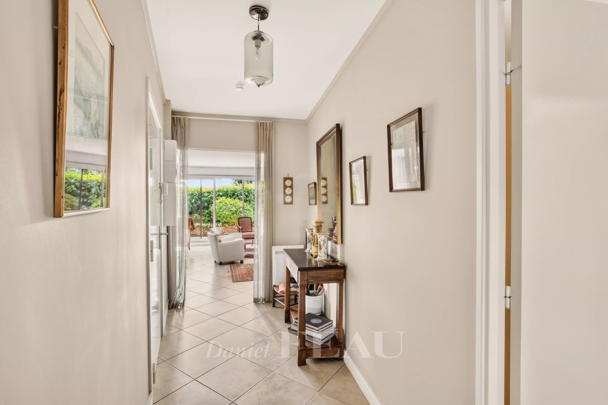 Appartement de luxe à vendre à Saint-Cloud, 590 000 €, Photo 5