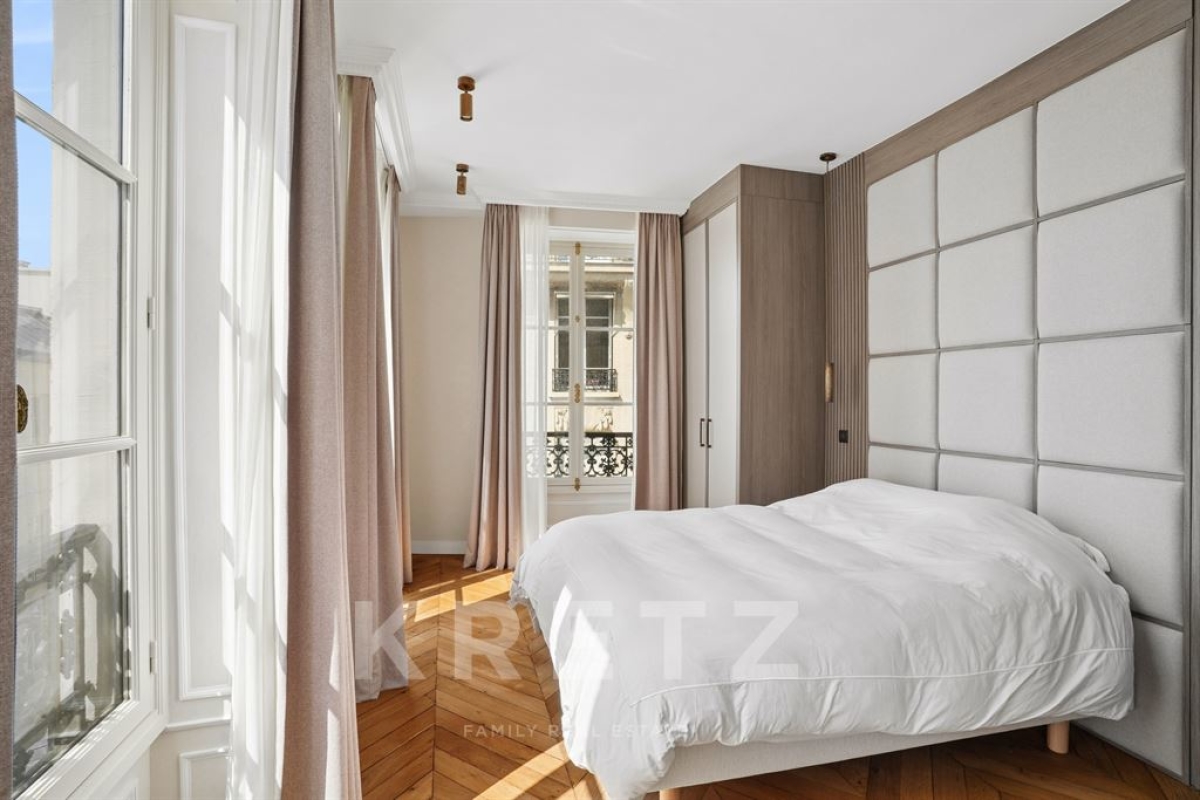 Luxury Apartment for sale in Paris 7ème, 1 900 000 €, Photo 6