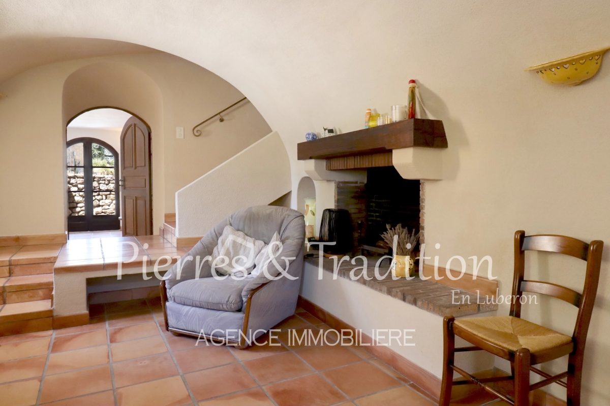 Maison de luxe à vendre à Montjustin, 690 000 €, Photo 6