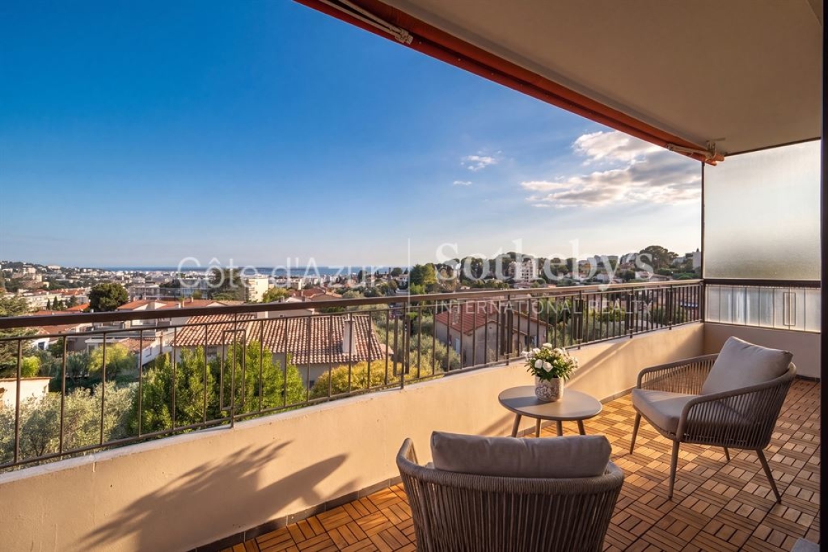 Luxury Apartment for sale in Le Cannet, 595 000 €, Photo 7