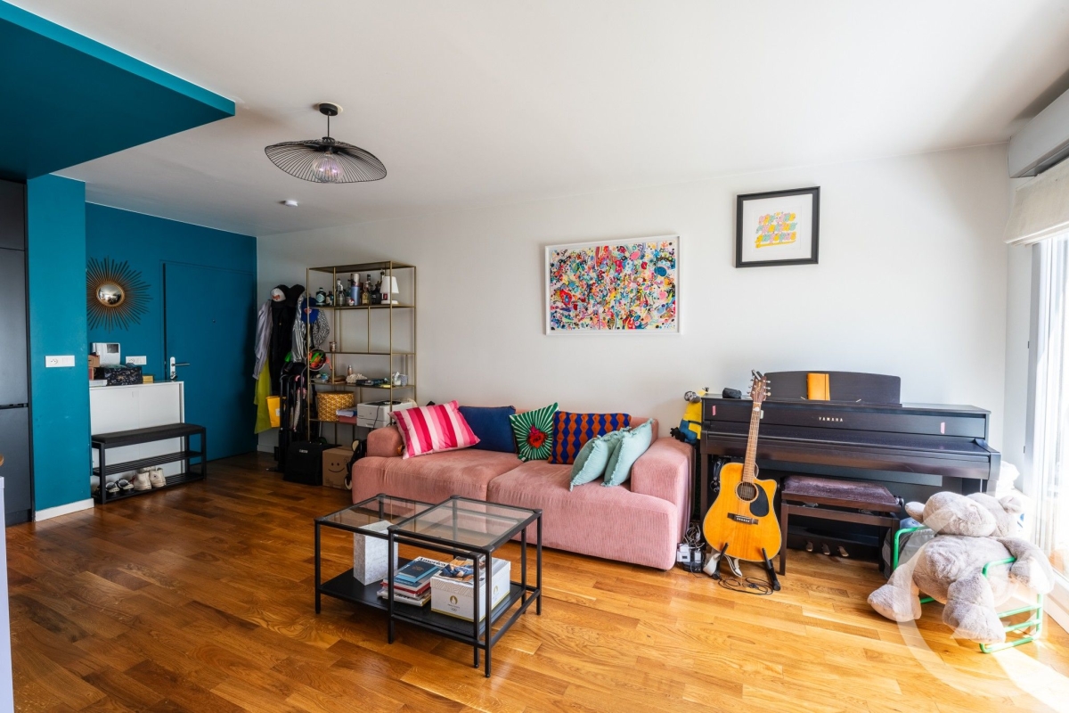 Appartement de luxe à vendre à Paris 10ème, 718 000 €, Photo 3