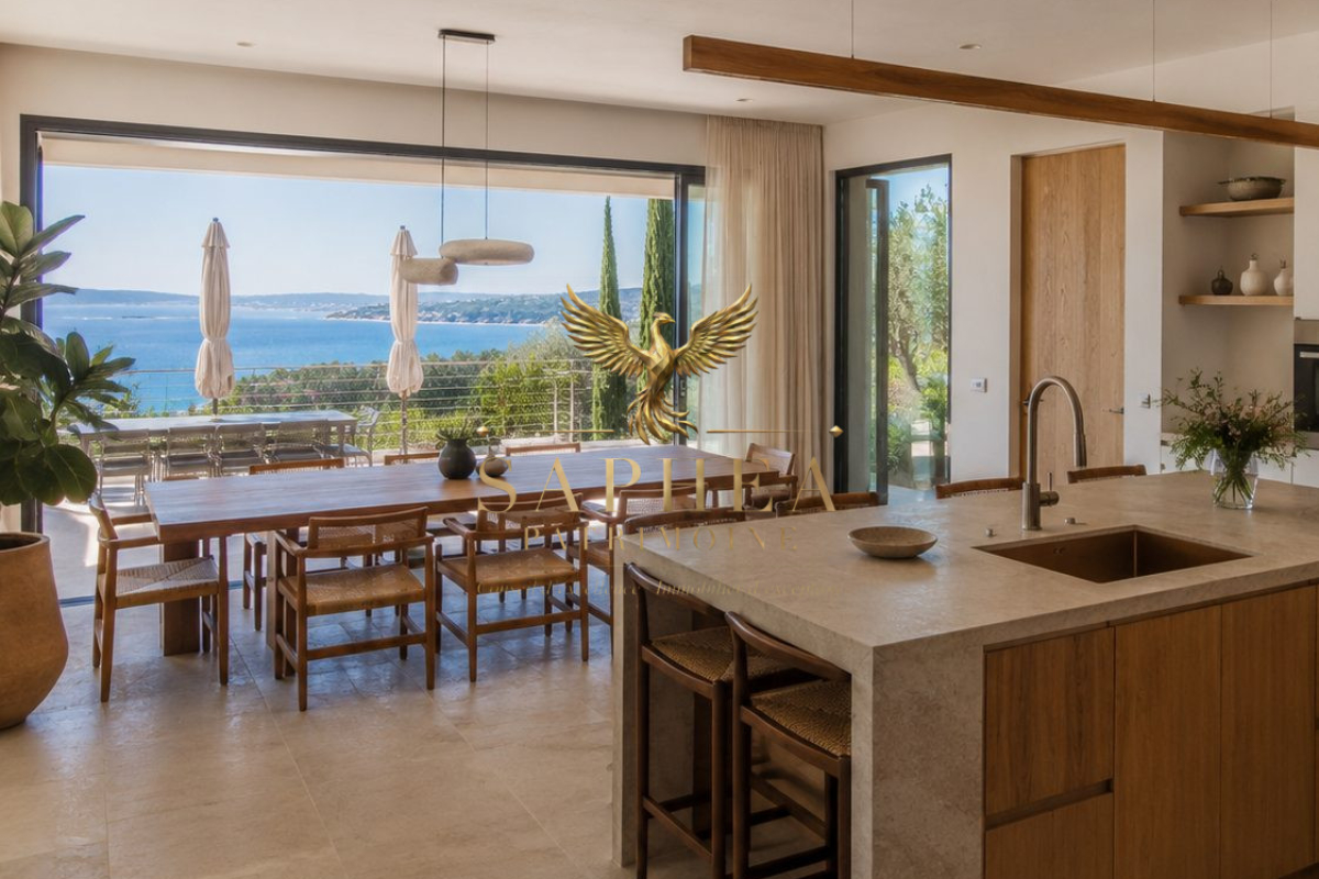 Maison de luxe à vendre à Saint-Cyr-sur-Mer, 5 950 000 €, Photo 3