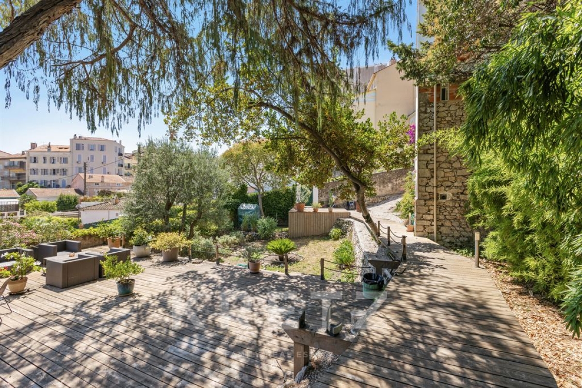 Luxury House for sale in Cannes, 749 000 €, Photo 4