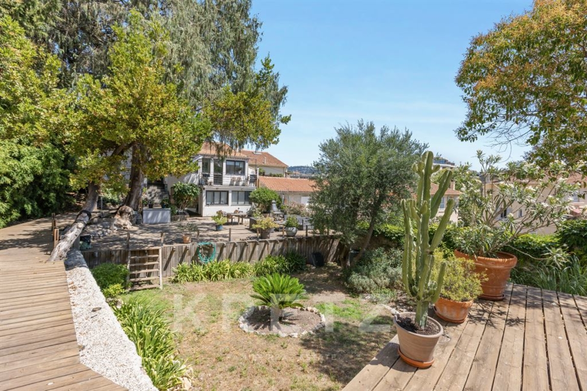 Luxury House for sale in Cannes, 749 000 €, Photo 6