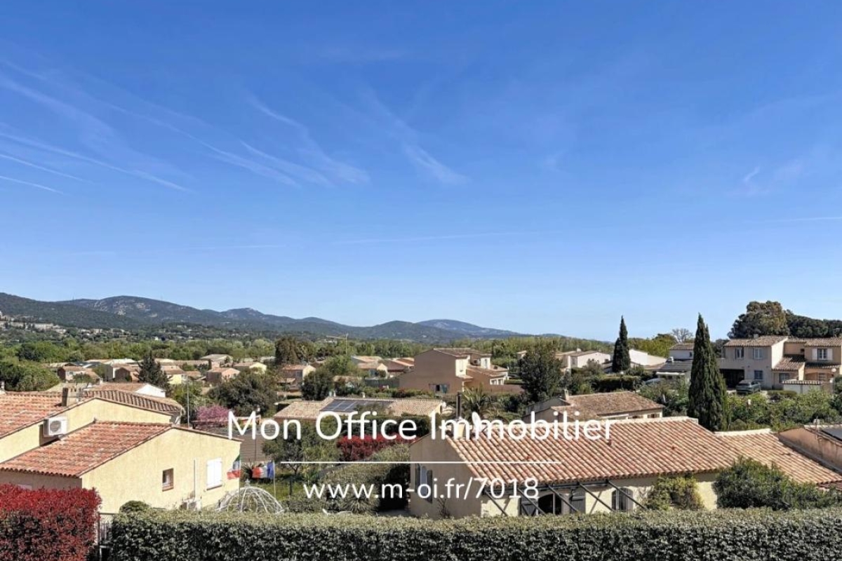 Maison de luxe à vendre à Cogolin, 758 000 €, Photo 2