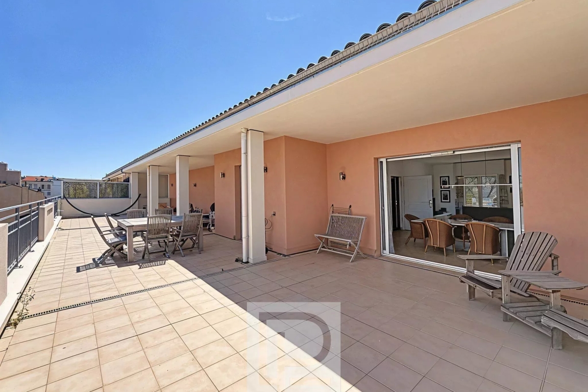 Luxury Apartment for sale in Cannes, 1 180 000 €, Photo 2