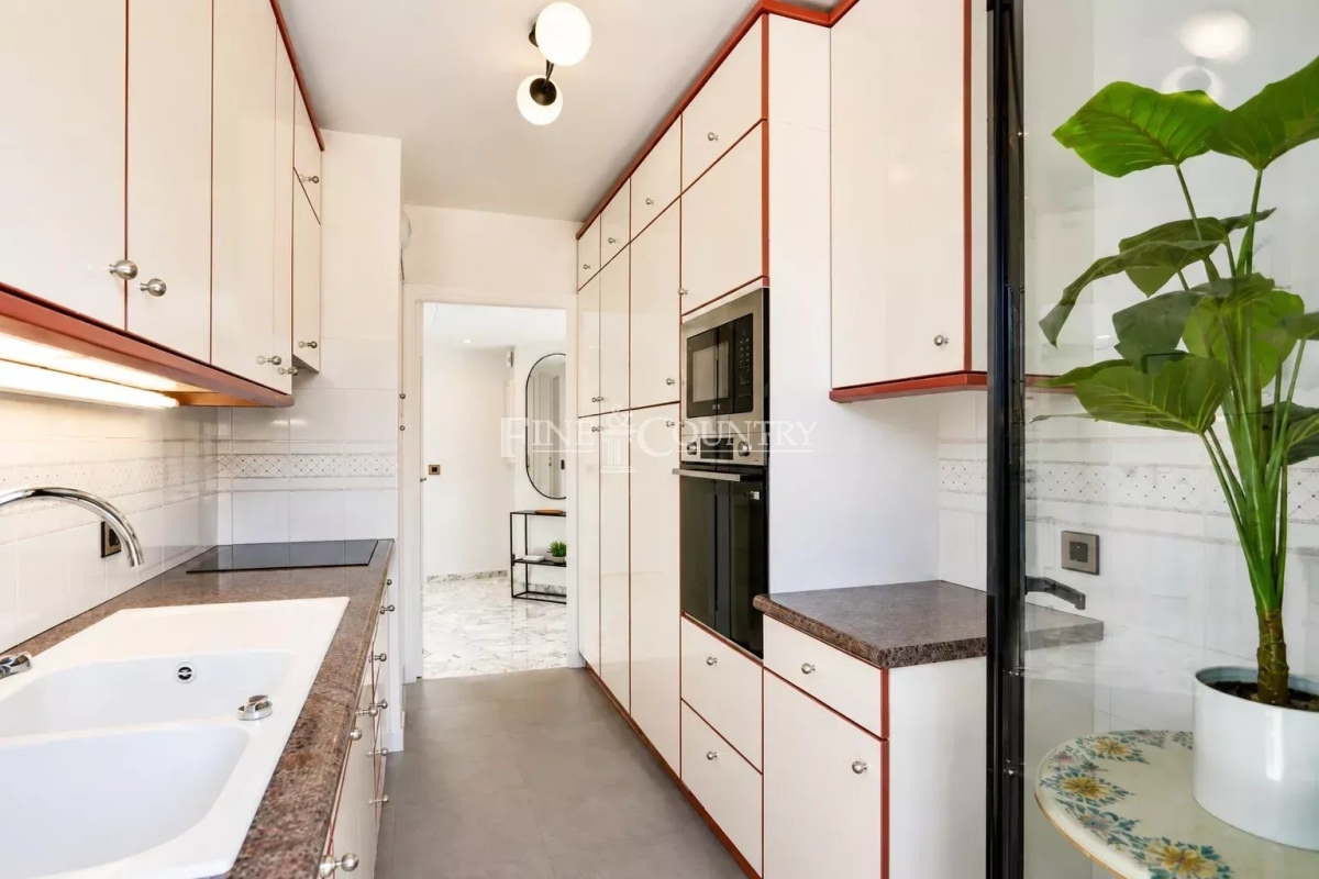 Luxury Apartment for sale in Cannes, 750 000 €, Photo 5