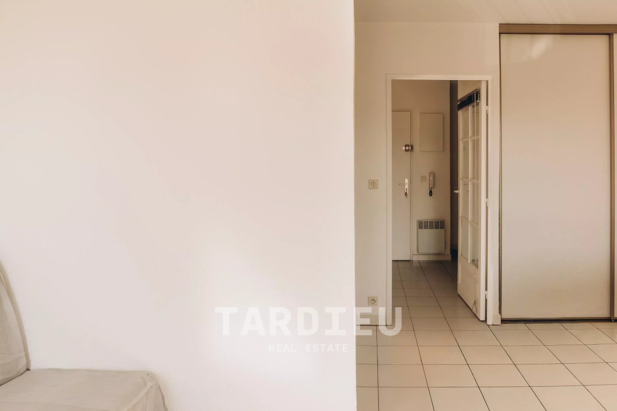 Luxury Apartment for sale in Saint-Tropez, 445 000 €, Photo 5