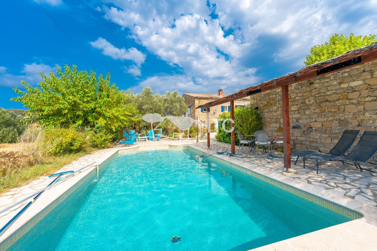 Maison de luxe à vendre à Vagnas, 530 000 €, Photo 1