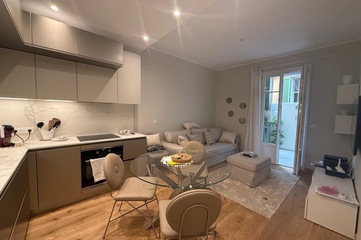 Appartement de luxe à vendre à Monaco, 2 280 000 €, Photo 1