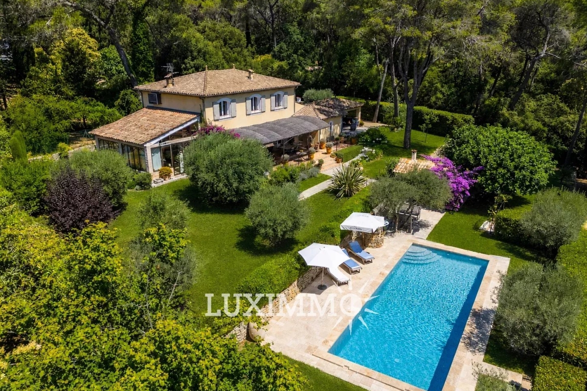 Maison de luxe à vendre à Mougins, 2 690 000 €, Photo 1