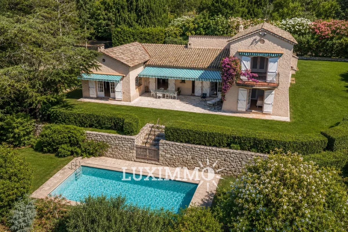 Maison de luxe à vendre à Mougins, 2 120 000 €, Photo 1