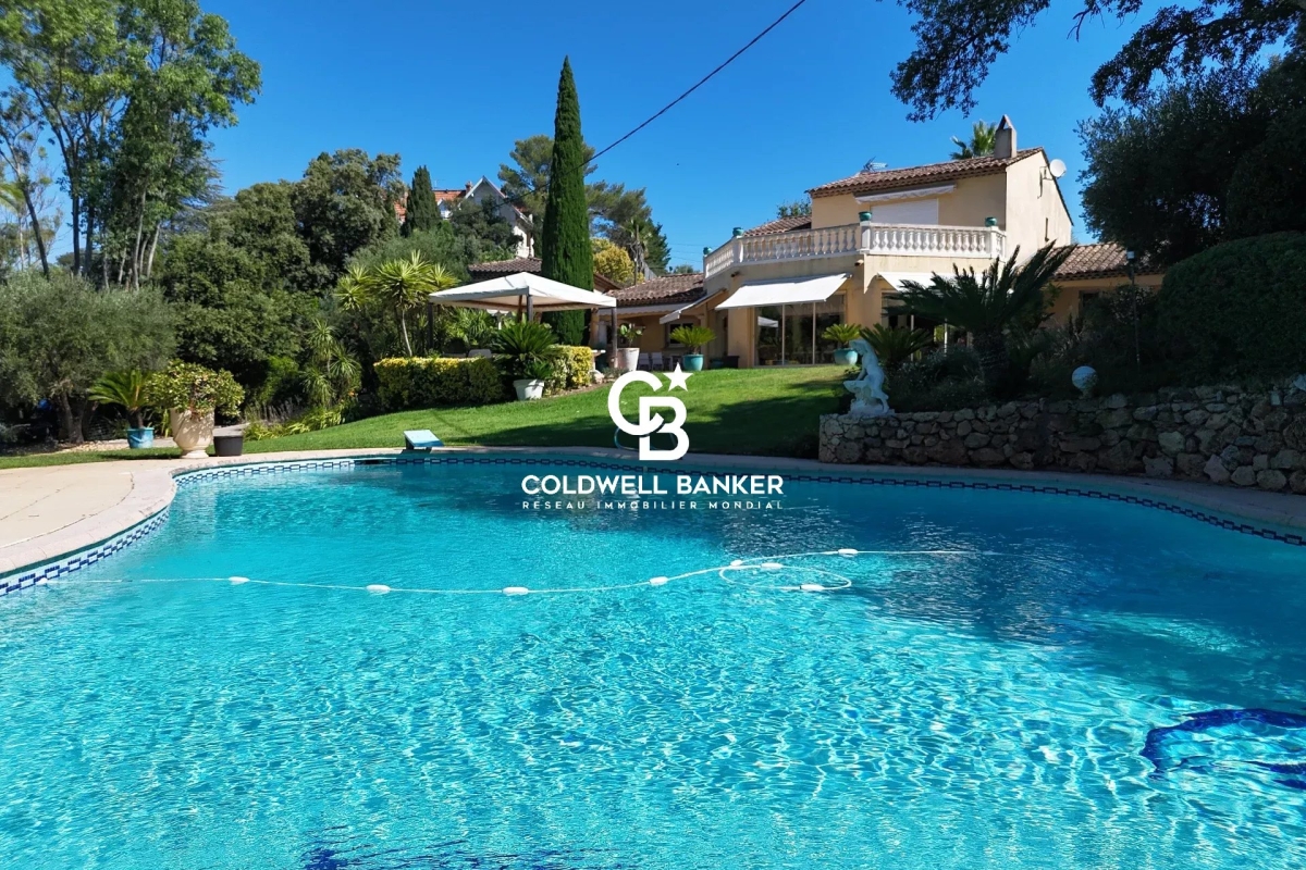 Luxury House for sale in Saint-Raphaël, 3 200 000 €, Photo 1