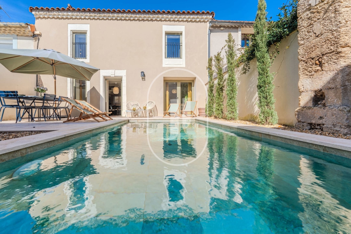 Luxury House for sale in Eyragues, 695 000 €, Photo 2