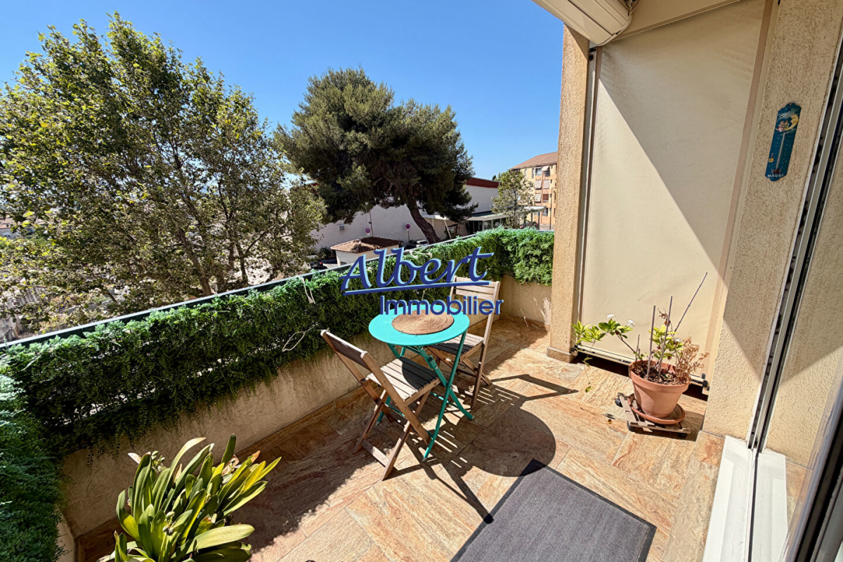 Appartement de luxe à vendre à Sanary-sur-Mer, 347 000 €, Photo 2