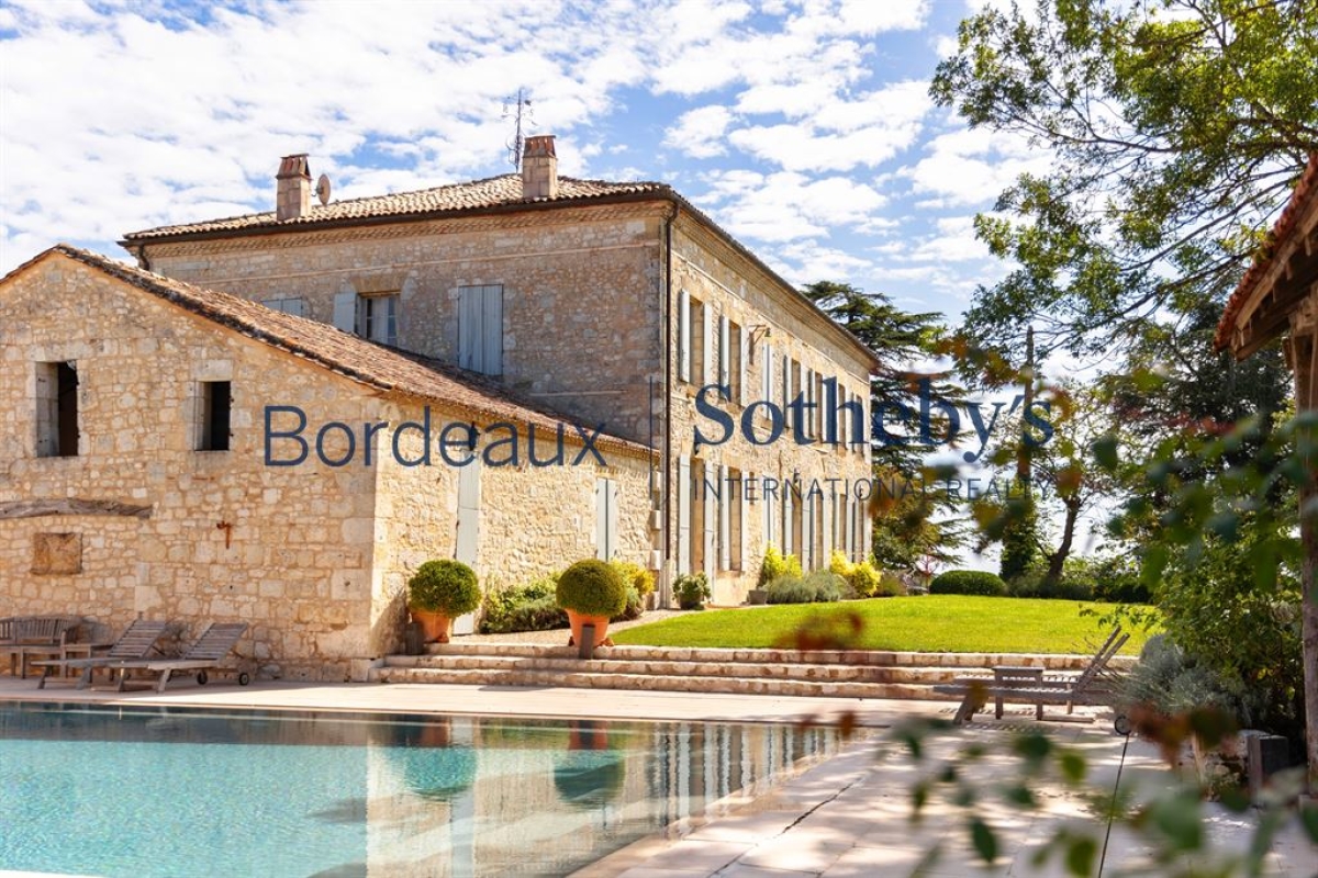 Maison de luxe à vendre à Bordeaux, 3 145 000 €, Photo 2