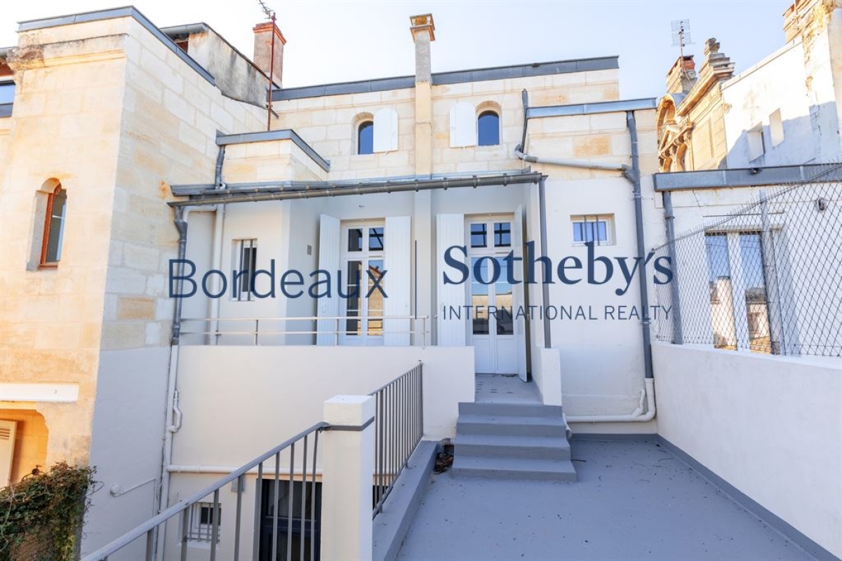 Luxury House for sale in Bordeaux, 995 000 €, Photo 2