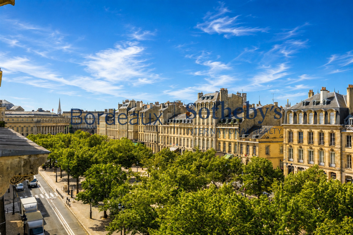 Luxury Apartment for sale in Bordeaux, 997 000 €, Photo 3