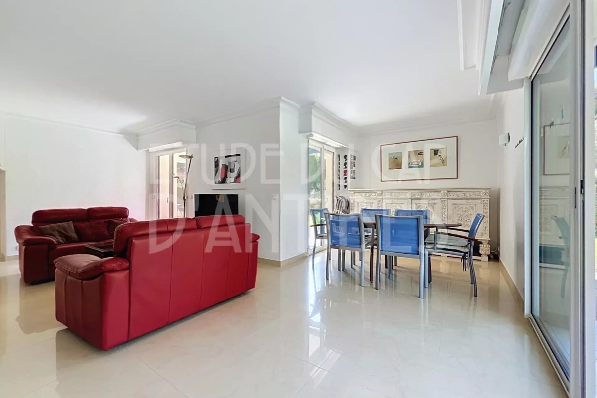Appartement de luxe à vendre à Antibes, 1 150 000 €, Photo 4