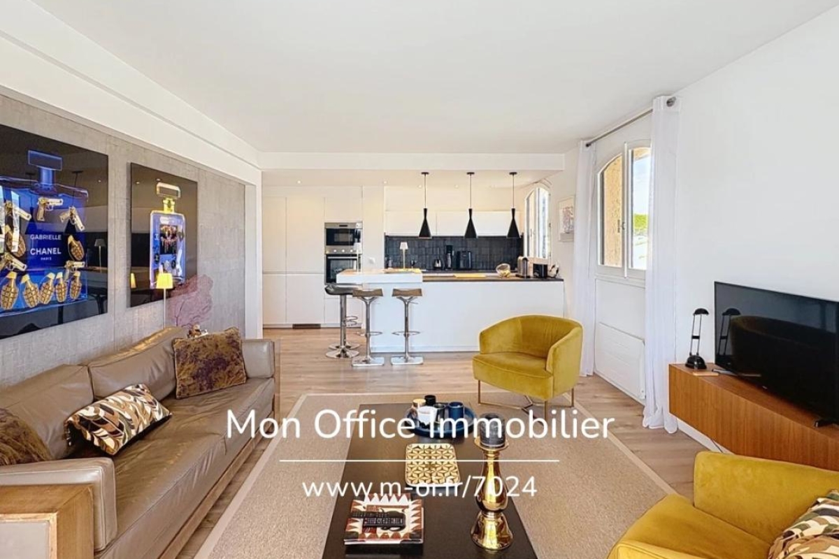 Appartement de luxe à vendre à Cogolin, 599 000 €, Photo 5